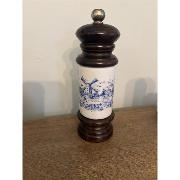 Delft Other - Delft White And Blue Pepper Grinder With Windmill. Holland, Dutch